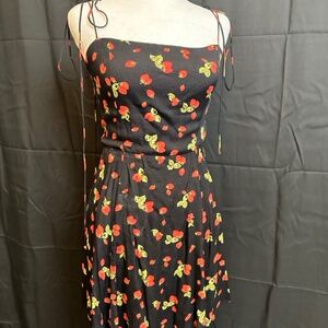 *Gorgeous* REFORMATION Strawberry Dress Size 4